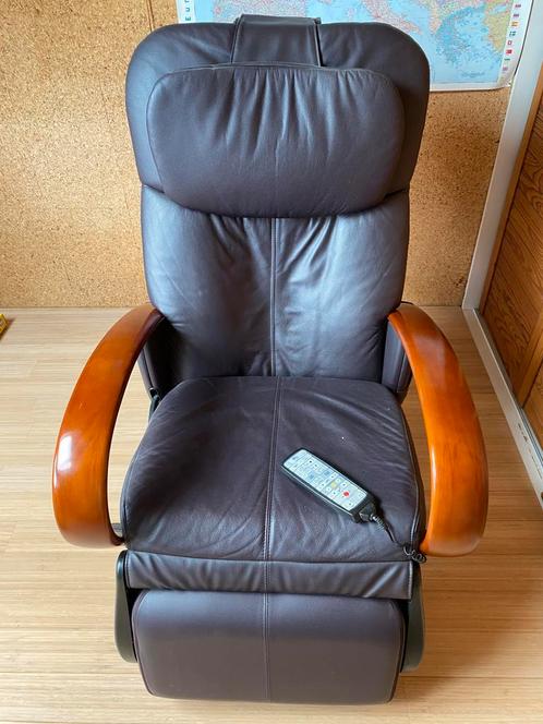 Interactive Health HTT -10 CRP massagezetel, Huis en Inrichting, Fauteuils, Zo goed als nieuw, Ophalen