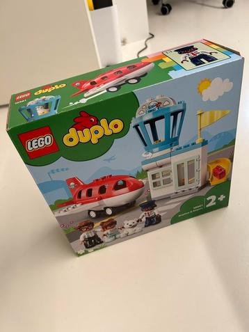 10961 LEGO DUPLO Vliegtuig en vliegveld, Enlèvement ou Envoi, Comme neuf, Duplo