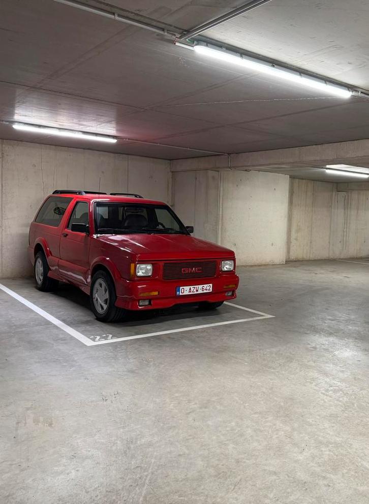 Ruime Parkeerplaats, garage te huur - stalling oldtimer -, Immo, Garages en Parkeerplaatsen
