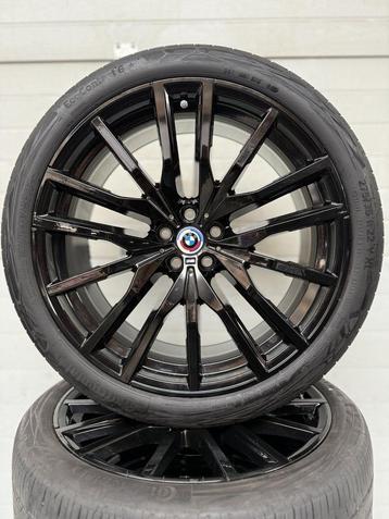 DEMO 22’’ BMW X5 X6 G05 G06 VELGEN ZOMERBANDEN ORIG SET TPMS beschikbaar voor biedingen