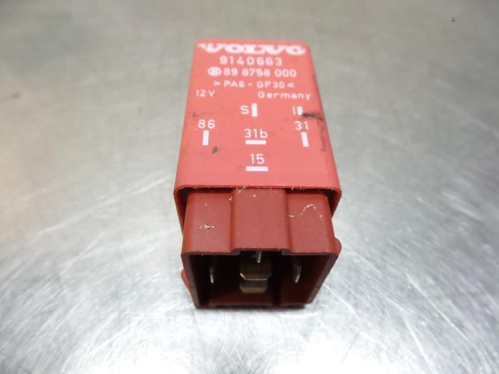 Relais d'un Volvo 850, Autos : Pièces & Accessoires, Électronique & Câbles, Utilisé, Enlèvement ou Envoi