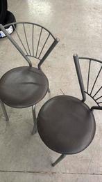 2 keukenstoelen, Huis en Inrichting, Stoelen, Ophalen, Gebruikt, Grijs, Twee