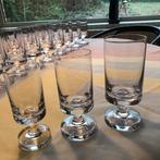 Modern wijnglazenservies 33€, Ophalen, Zo goed als nieuw
