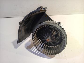 VENTILATEUR RADIATEUR MOTEUR Transporter / Caravelle T5, Utilisé, Volkswagen