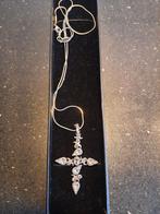 Metalen kruis met steentjes, Handtassen en Accessoires, Kettinghangers, Ophalen of Verzenden, Zo goed als nieuw