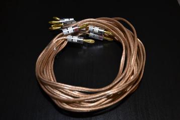 Kabels en pluggen beschikbaar voor biedingen