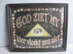 Vintage - Houten kader met de spreuk 'God ziet my, hier vloe, Ophalen of Verzenden