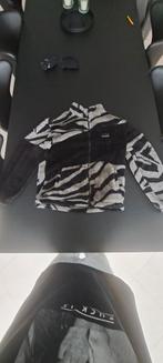 Warme Zwarte Teddy Jas – Zebra Pattern – Maat L – €15, Kleding | Heren, Jassen | Winter, Ophalen, Maat 52/54 (L), Zwart