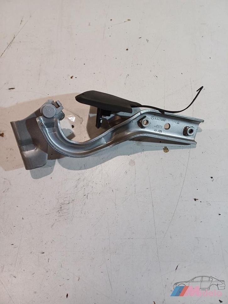 motorkapscharnier mb vito rechts artknr A4478807600, Auto-onderdelen, Carrosserie, Mercedes-Benz, Gebruikt, Herkomst onderdeel bekend