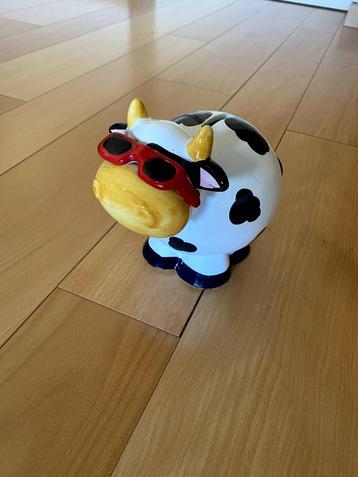 Tirelire : Vache avec lunettes de soleil