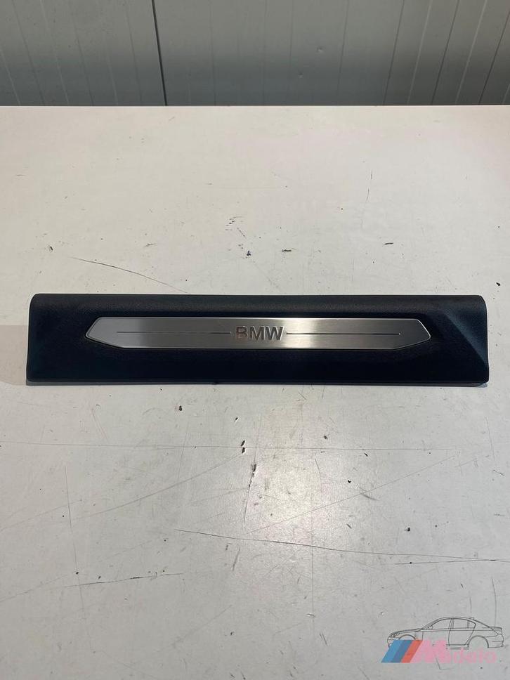 BMW F40 INSTAPLIJST LINKS 51477469183, Auto-onderdelen, Carrosserie, BMW, Gebruikt, Ophalen of Verzenden