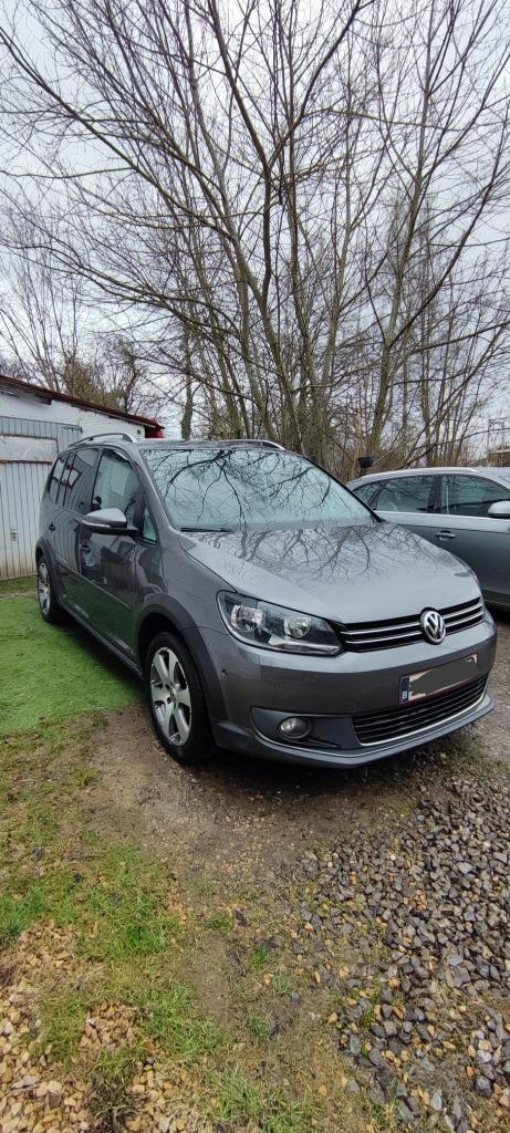 VW TOURAN CROSS 1.6TDI  2013, Auto's, Volkswagen, Particulier, Touran, ABS, Airbags, Airconditioning, Alarm, Bluetooth, Boordcomputer