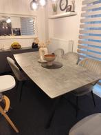 Prenuptia eettafel, Huis en Inrichting, Ophalen, Gebruikt
