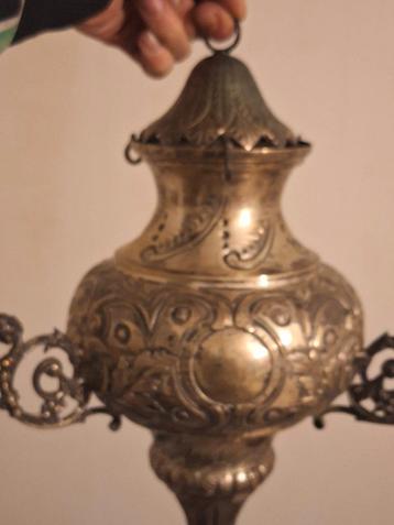 Kroonluchter uit de oude kerk. ️ beschikbaar voor biedingen