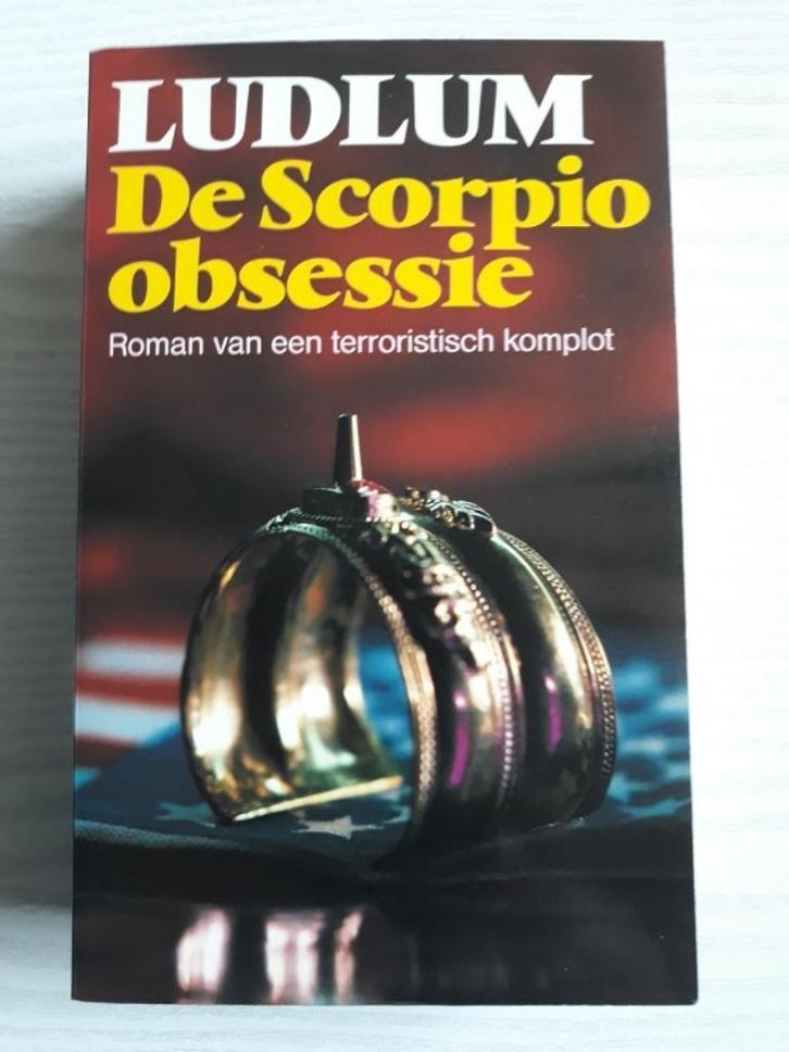 Boek Ludlum – De Scorpio obsessie, Boeken, Thrillers, Gelezen, Ophalen of Verzenden