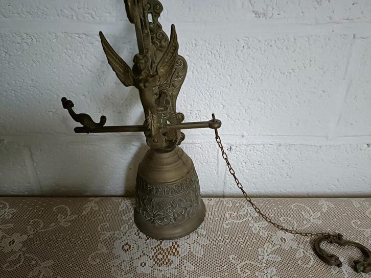 Antieke sierlijke deurbel met ketting - gegoten uit koper., Antiek en Kunst, Antiek | Brons en Koper, Koper, Ophalen