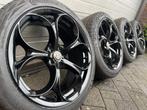 Set 20 inch zwarte Alfa Romeo Tonale PHEV velgen zomerbanden, -, -, Banden en Velgen, Nieuw