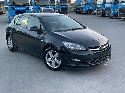 Opel Astra 1.4I Benzine Année 2012, 31.000Km, Euro 5., Auto's, Opel, Bedrijf, Astra, ABS, Airbags, Airconditioning, Bluetooth