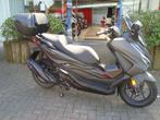 HONDA FORZA 350, Motos, Motos | Honda, 1 cylindre, 350 cm³, Tourisme, Entreprise