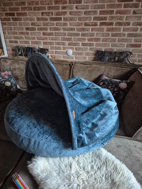Orthopedisch snuggle nest, Dieren en Toebehoren, Hondenmanden, Zo goed als nieuw, Ophalen
