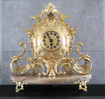 pendule klok brons doré  werkend met sleutel beschikbaar voor biedingen