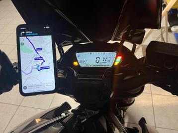 SP-connect voor montage op stuur motor of fiets beschikbaar voor biedingen