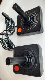Atari 2600  2 x  Joystick defect, Ophalen of Verzenden, Niet werkend
