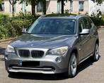 Bmw x1 2.0 Xdrive automaat pano dak xenon navi, Auto's, Euro 5, Stof, 1995 cc, Zwart