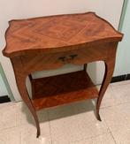 Petite table d appoint  Marqueterie, Antiek en Kunst, Antiek | Meubels | Tafels, Ophalen