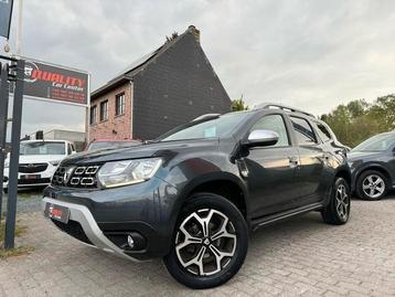 Dacia duster 2019 1.6i 099000km navi leder camera euro6d ful, Auto's, Voorwielaandrijving, 4 cilinders, Duster, Zwart