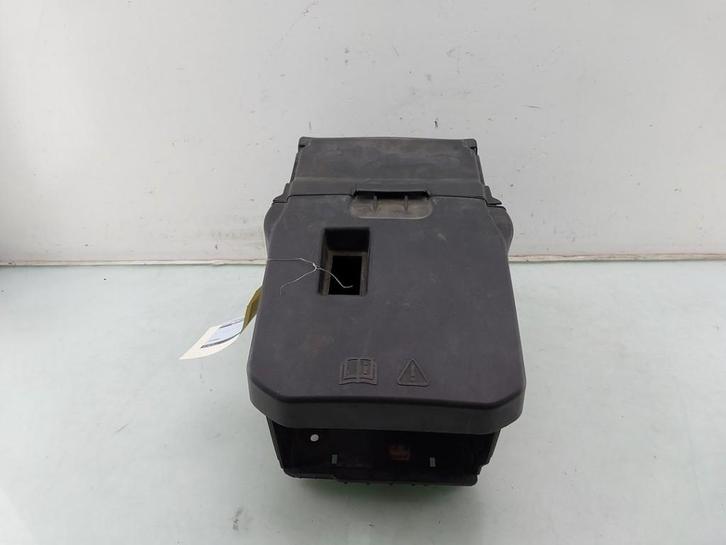 BAC A BATTERIE Ford Focus 3 (01-2010/01-2020), Autos : Pièces & Accessoires, Batteries & Accessoires, Ford, Utilisé