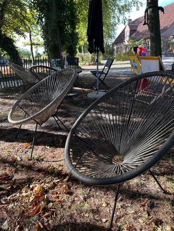 Lounge stoel terras beschikbaar voor biedingen