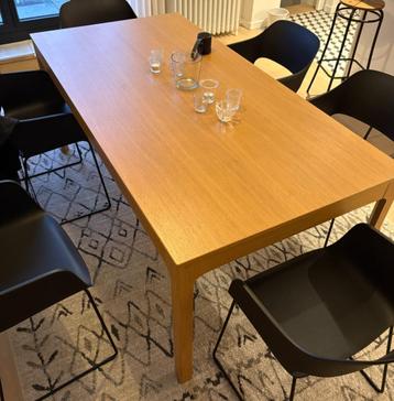 Wooden Dining Table with Extension beschikbaar voor biedingen