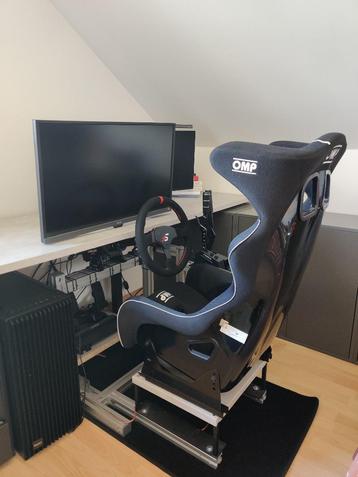 Setup Simracing Simagic Moza beschikbaar voor biedingen