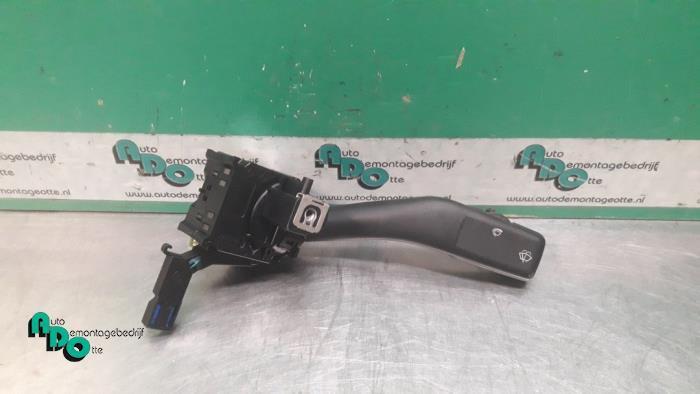 Ruitenwis Schakelaar van een Volkswagen Caddy (Caddy 04-), Auto-onderdelen, Dashboard en Schakelaars, Volkswagen, Gebruikt, 3 maanden garantie