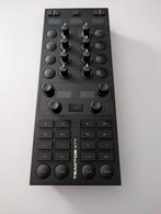 Native Instruments X1 MK3 MIDI controler/mixer, Muziek en Instrumenten, Ophalen of Verzenden