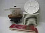 Vintage fonduestel Le Creuset met vuur, 12x bord, 4x sauspot, Elektronische apparatuur, Ophalen of Verzenden