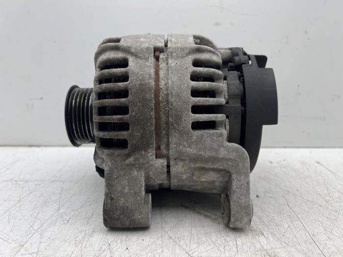 Dynamo van een Opel Astra, Auto-onderdelen, Motor en Toebehoren, Opel, Gebruikt, 3 maanden garantie, Ophalen of Verzenden