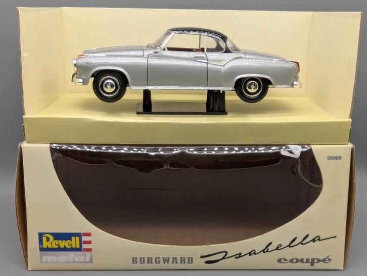 1:18 Revell 08989 Borgward Isabella Coupe silver, Hobby en Vrije tijd, Modelauto's | 1:18, Zo goed als nieuw, Auto, Revell, Ophalen of Verzenden