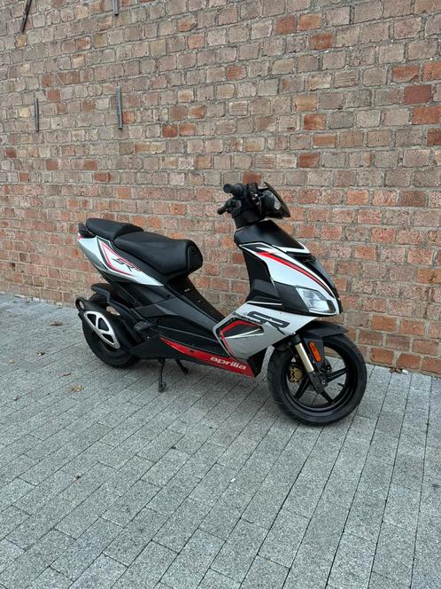 Aprilia sr 50 factory b klasse, Fietsen en Brommers, Scooters | Aprilia, Gebruikt, SR 50, Klasse B (45 km/u), Tweetakt, Ophalen