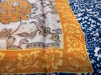 Prachtige grote ZIJDE Foulard "GIVENCHY' -  Nieuw, GIVENCHY PARIS, Verzenden, Nieuw, Sjaal