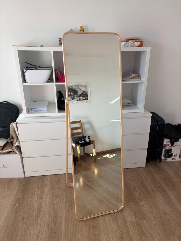 Ikornnes staande spiegel, Huis en Inrichting, Woonaccessoires | Spiegels, Zo goed als nieuw, 50 tot 75 cm, 150 tot 200 cm, Rechthoekig