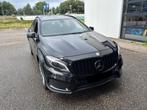 Mercedes-Benz GLA-Klasse 180 AMG Line | Panoramisch Dak | Mu, Gebruikt, Euro 6, 4 cilinders, Zwart