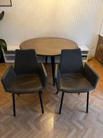 Ronde tafel 120 dia. + 2 stoelen leer bruin, Huis en Inrichting, Ophalen, Gebruikt, Bruin, Tafel: bruin leren tafelblad + zwarte staal poten