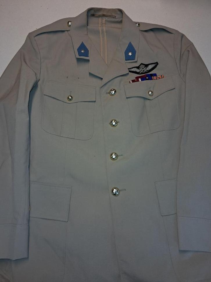 BELGIQUE - ABL - OBSERVATEUR ARTILLERIE - 1977, Collections, Objets militaires | Général, Armée de terre, Enlèvement ou Envoi