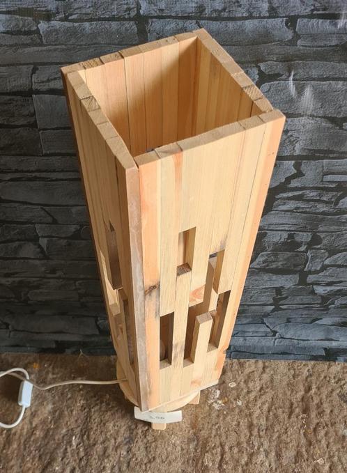 Unieke Houten Lamp – Lichtpunt met Karakter, Huis en Inrichting, Lampen | Tafellampen, Nieuw, Minder dan 50 cm, Hout, Ophalen