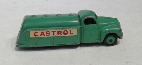 DINKY TOYS UK STUDEBAKER CASTROL TANK REF 441, Hobby en Vrije tijd, Modelauto's | 1:43, Gebruikt, Bus of Vrachtwagen, Dinky Toys