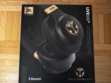 TOMORROWLAND X JBL LIVE 660NC HEADPHONES beschikbaar voor biedingen