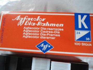 Box met dia raampjes Agfa Color beschikbaar voor biedingen