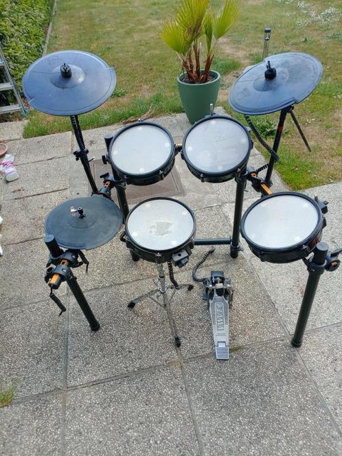 E drum mark yes in onderdelen of opmaak, Muziek en Instrumenten, Drumcomputers, Gebruikt, Overige merken, Ophalen